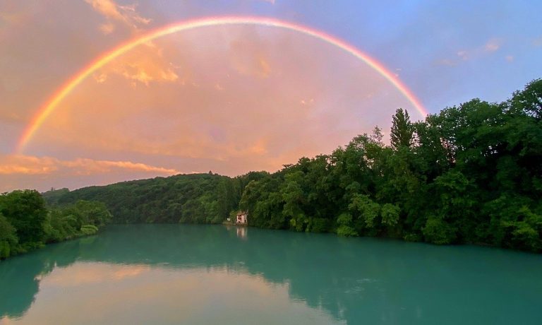 rainbow-5372892_1280