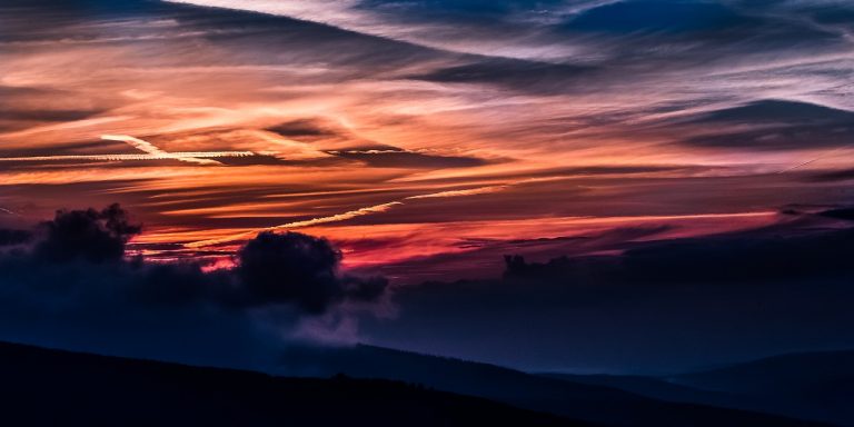 mountains-5659413_1280