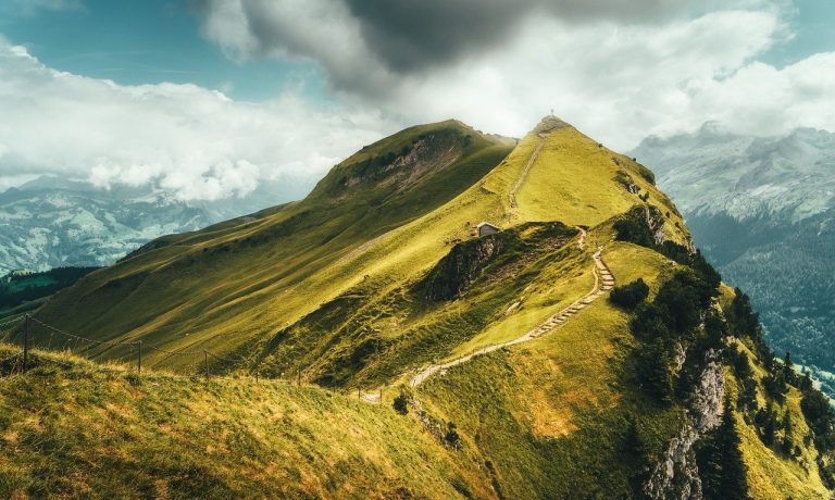 mountain-6596074_1280