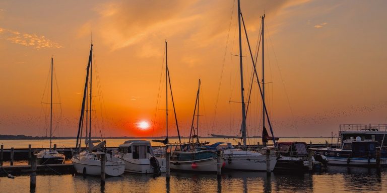boats-ga730a74cc_1280