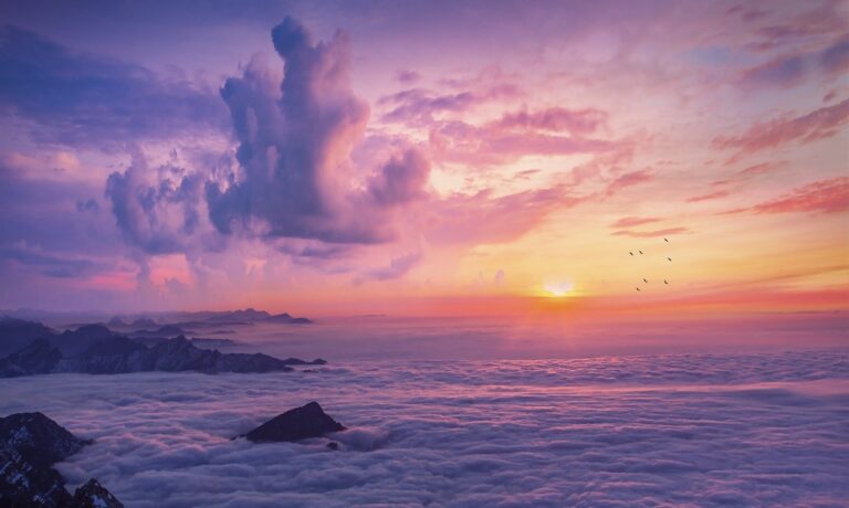 Foto von ELG21 sunset, mountain, clouds