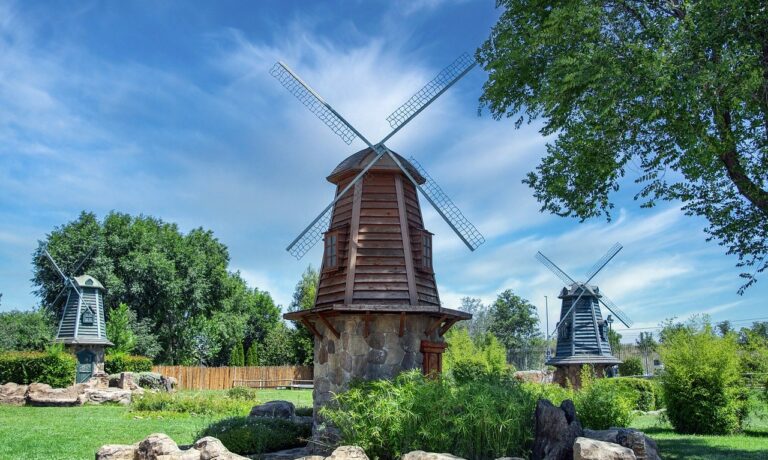 Photo by ELG21 park, nature, windmills