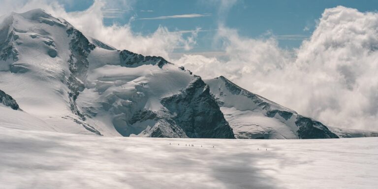 Photo by ChiemSeherin glacier, mountains, hike