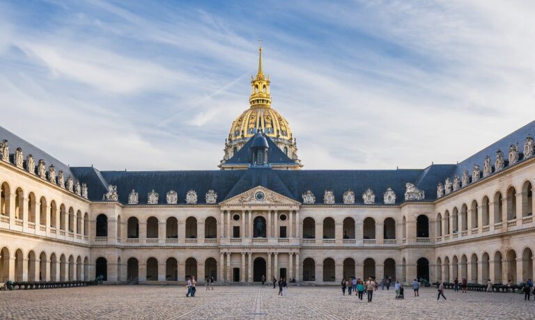 Photo by ChiemSeherin invalidendom, paris, hotel des invalides
