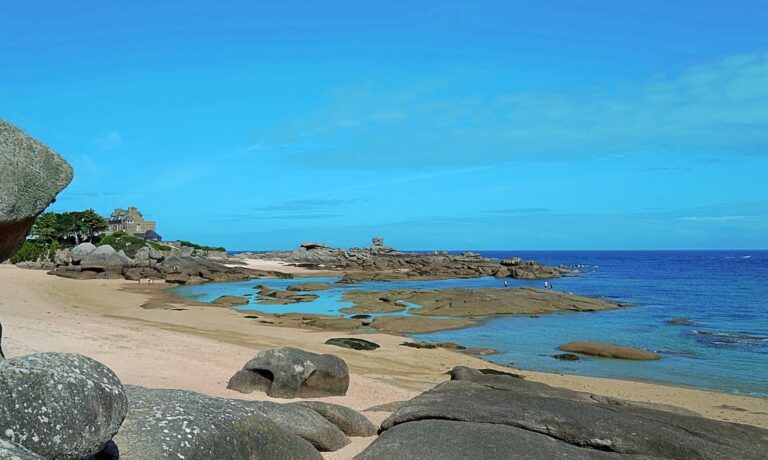 Photo by ykaiavu beach, roche, cube, tide, rising tide, wallpaper hd, cove, sea, 4k wallpaper 1920x1080, ocean, nature, mac wallpaper, desktop backgrounds, free wallpaper, wallpaper 4k, pink granite coast, littoral, full hd wallpaper, nature background, cool backgrounds, nature reserve, nature wallpaper, wallpaper, hd wallpaper, laptop wallpaper, desktop picture, beautiful nature, windows wallpaper, 4k wallpaper, free background, hintergrundsbild, beautiful wallpaper, yk