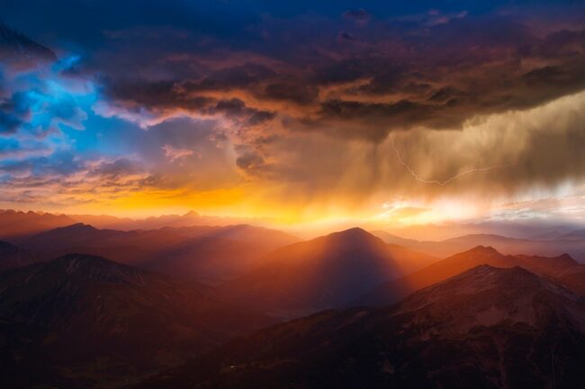 Photo by ELG21 mountains, sunset, storm, weather, clouds, ray, darling, rain, lighting, nature, landscape