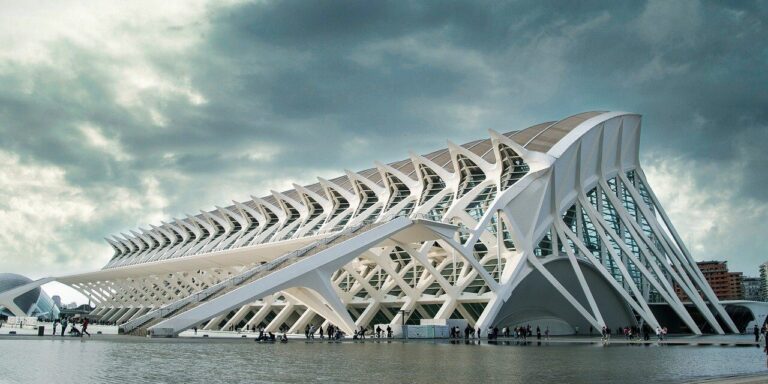 Photo by ELG21 architecture, modern, clouds, science, spain, valencia, museum, art, history, water, skyscrapers, tourism, nature, city, sky, tourist, structural, iconic